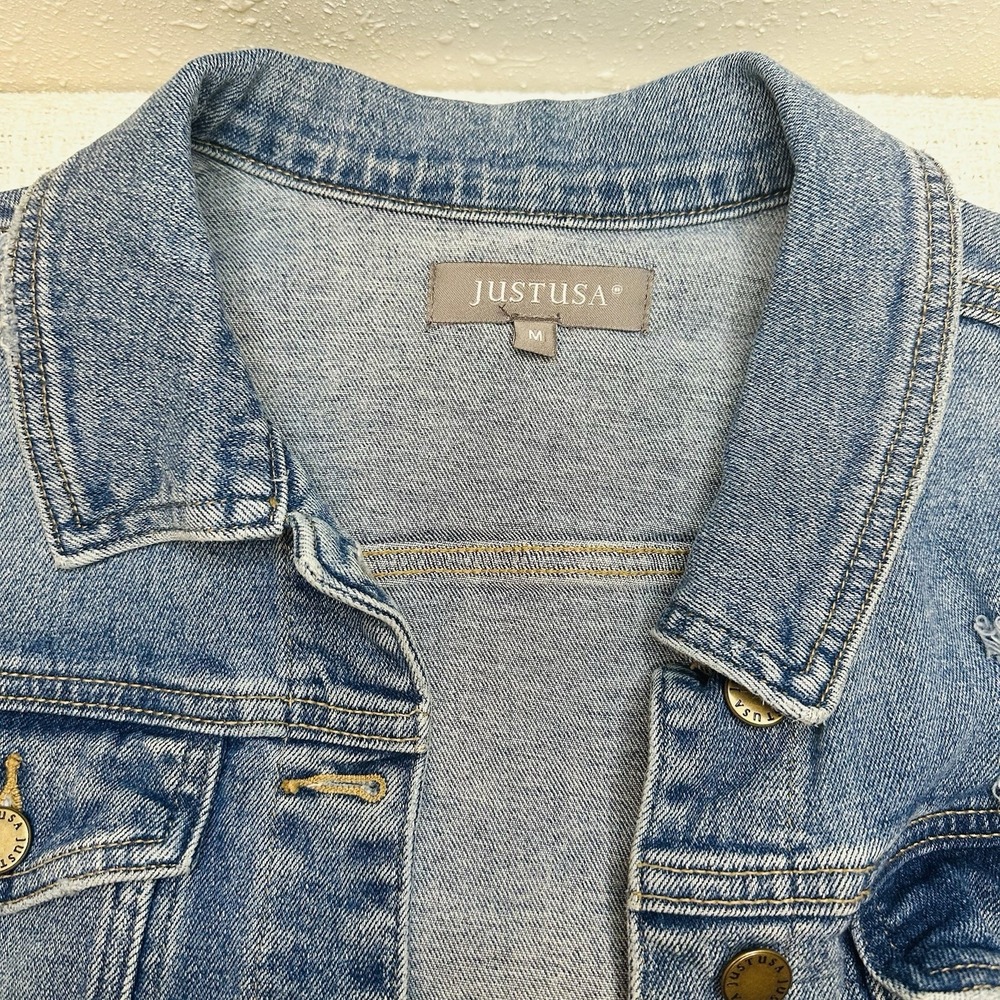 Just‎ USA Boutique Women Distressed Blue Staircase Hem Jean Jacket Button Up-Med - Picture 9 of 13